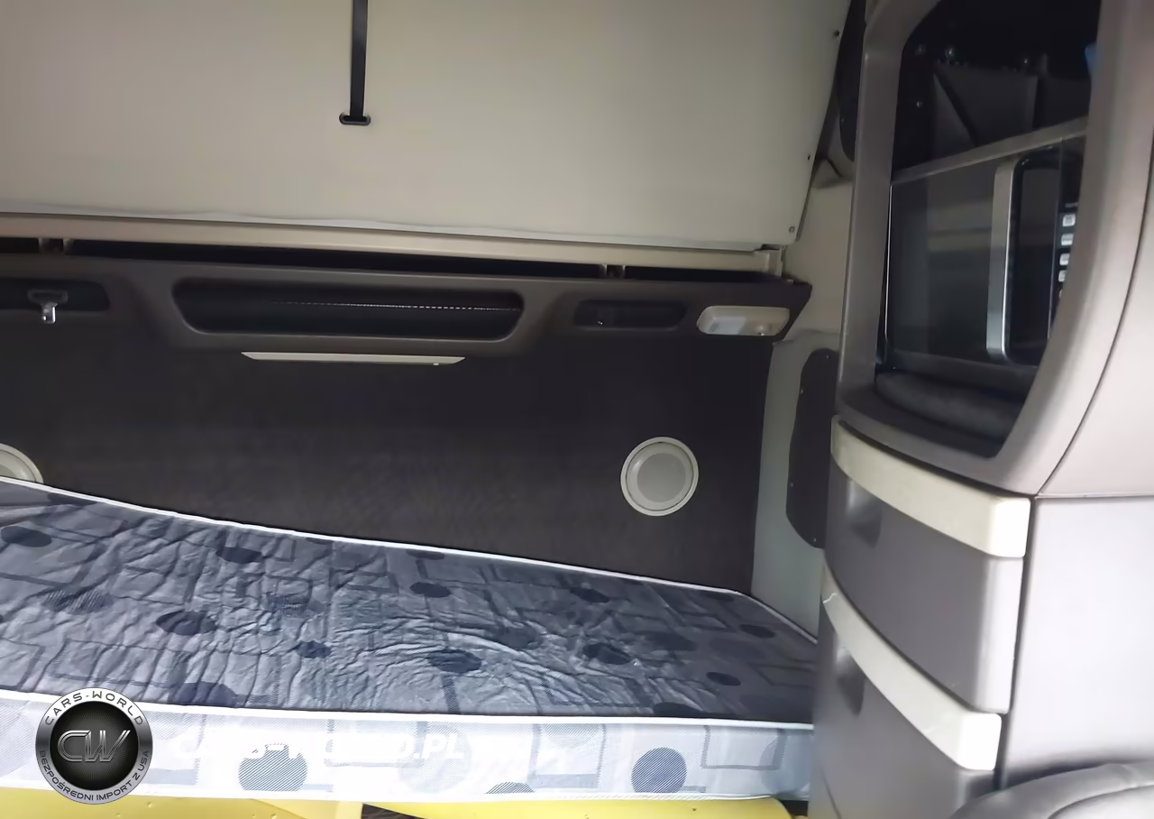 2018 Volvo Vnl VIN:4V4NC9EH0JN893554 - 7