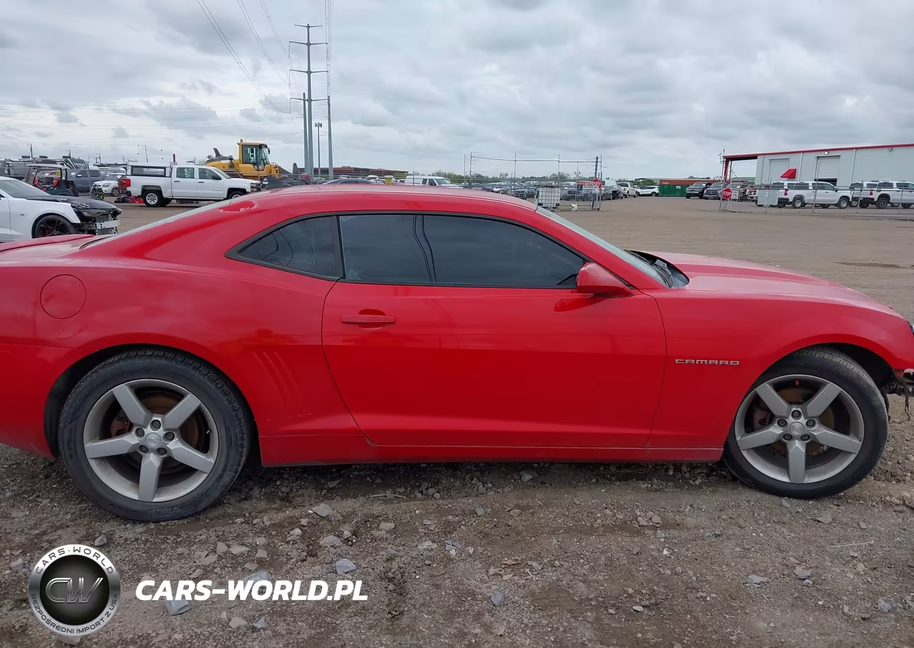 2013 Chevrolet Camaro 2Ls VIN:2G1FA1E33D9158174 - 13