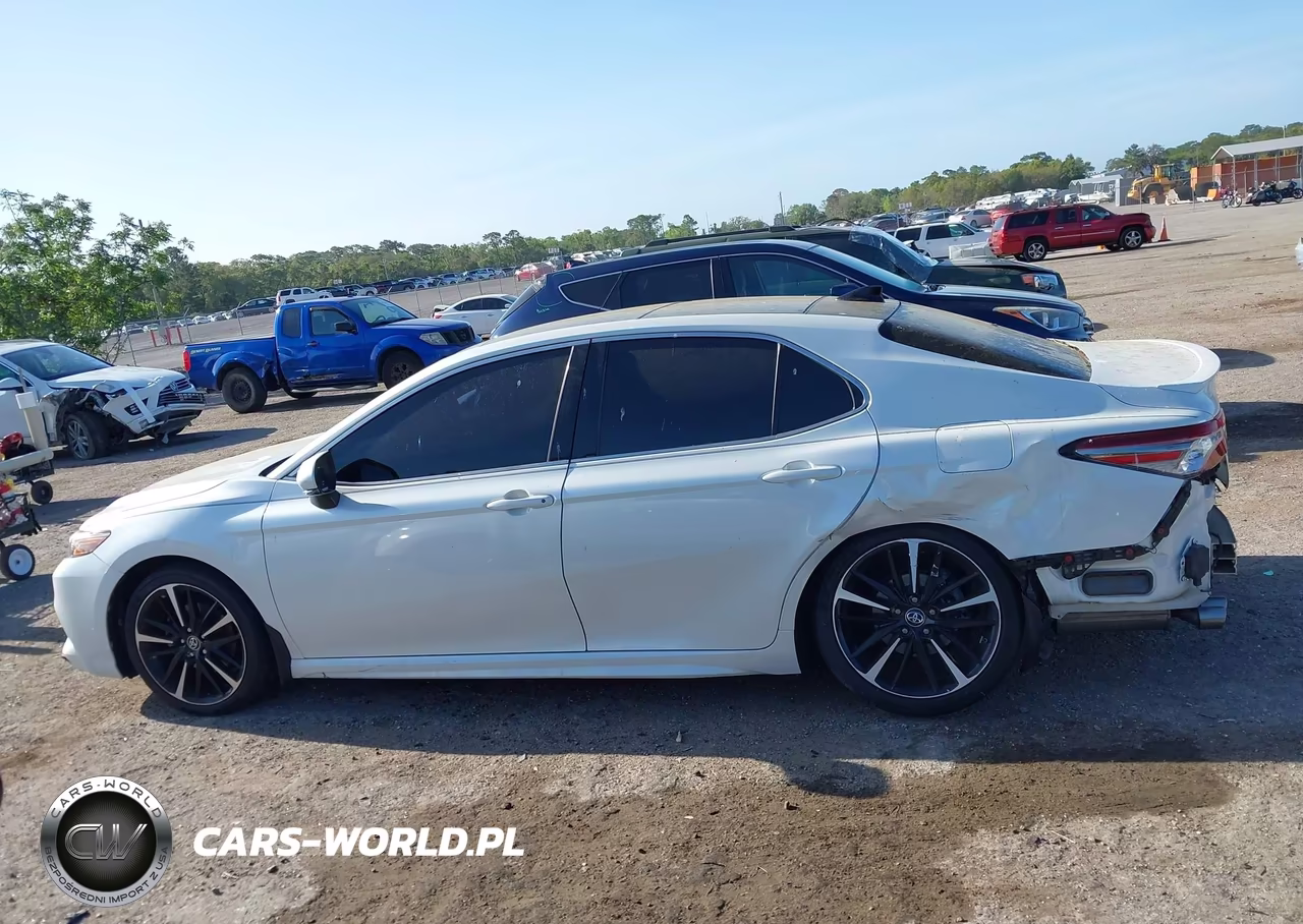 2019 Toyota Camry Xse VIN:4T1B61HK4KU845234 - 14