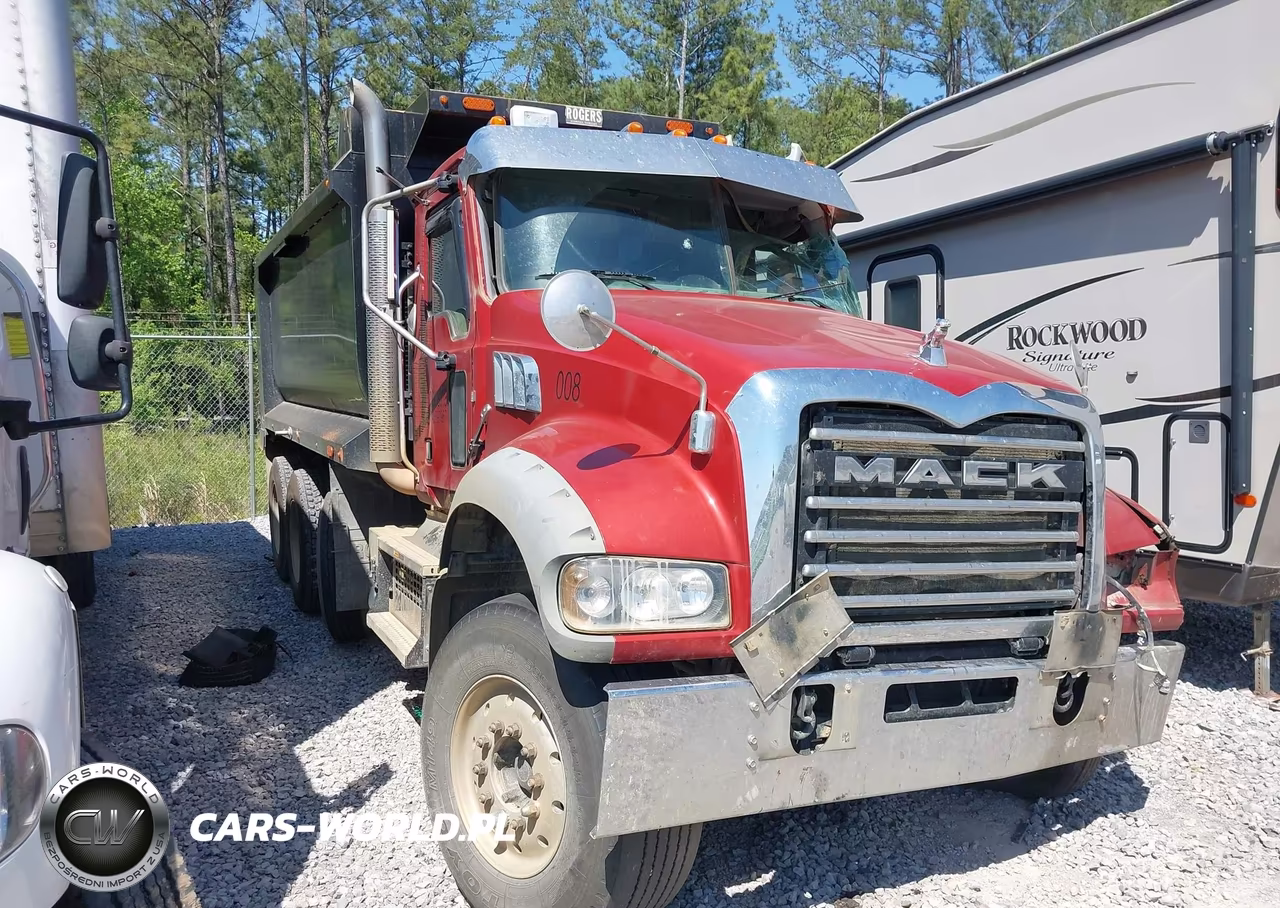 2021 Mack Granite