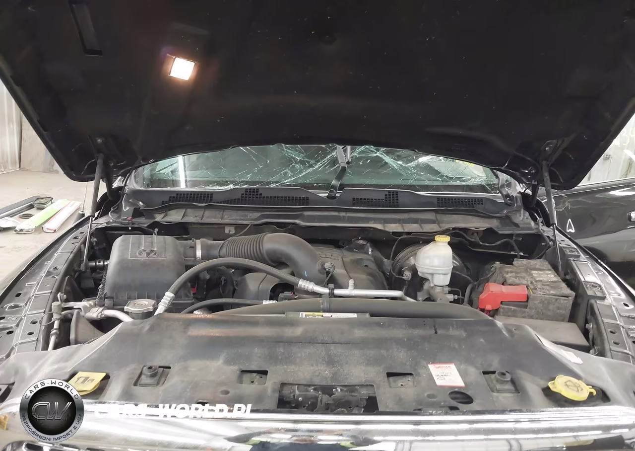 2016 Ram 1500 Laramie VIN:1C6RR7NT8GS248981 - 10