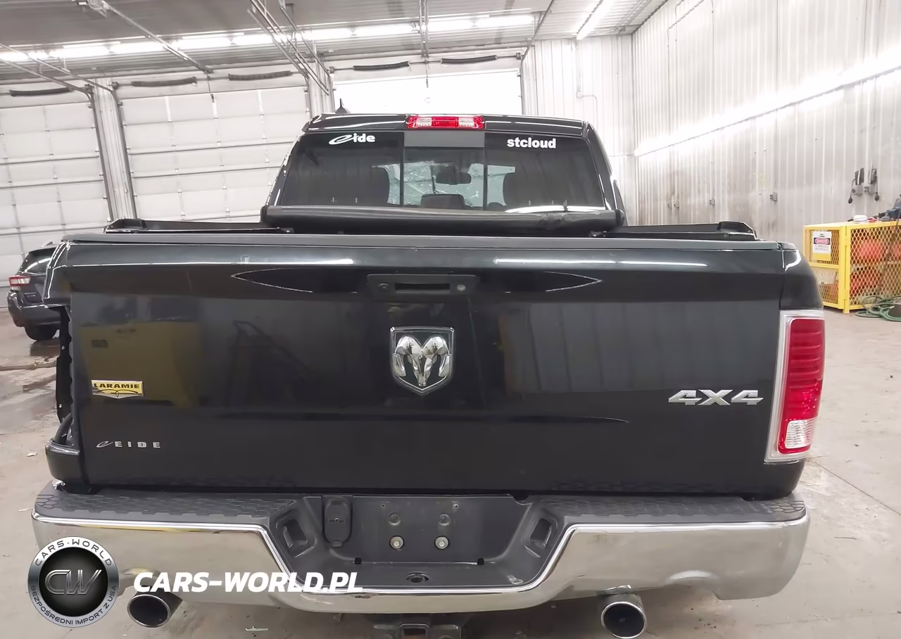 2016 Ram 1500 Laramie VIN:1C6RR7NT8GS248981 - 16