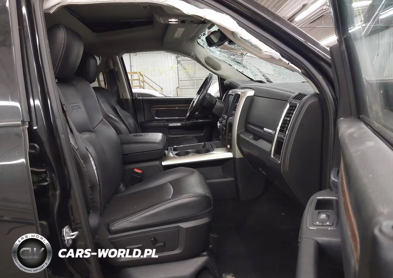 2016 Ram 1500 Laramie VIN:1C6RR7NT8GS248981 - 5