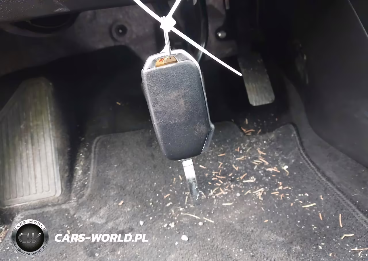 2020 Kia Forte Lxs VIN:3KPF24ADXLE224174 - 11