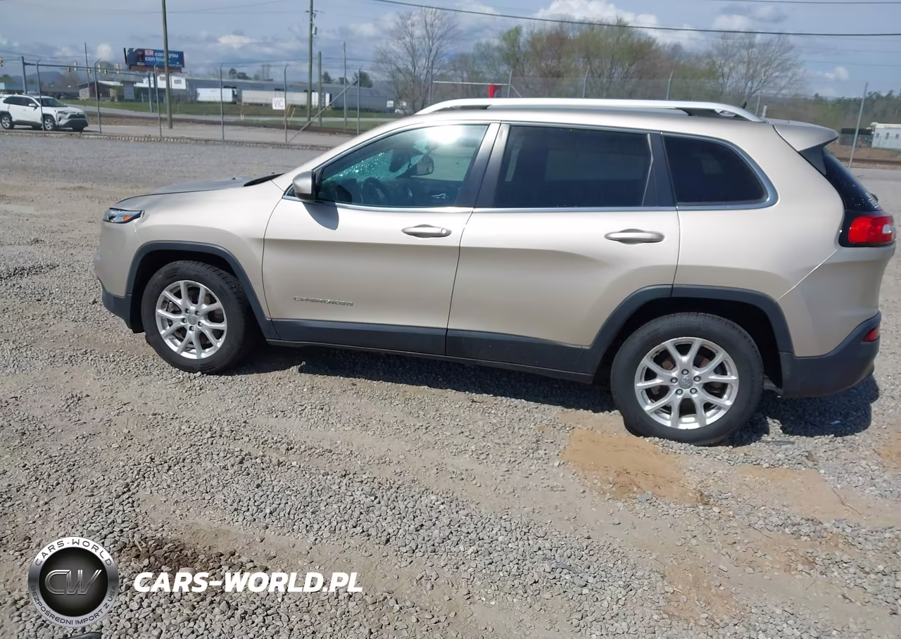 2014 Jeep Cherokee Latitude VIN:1C4PJLCB6EW208589 - 14