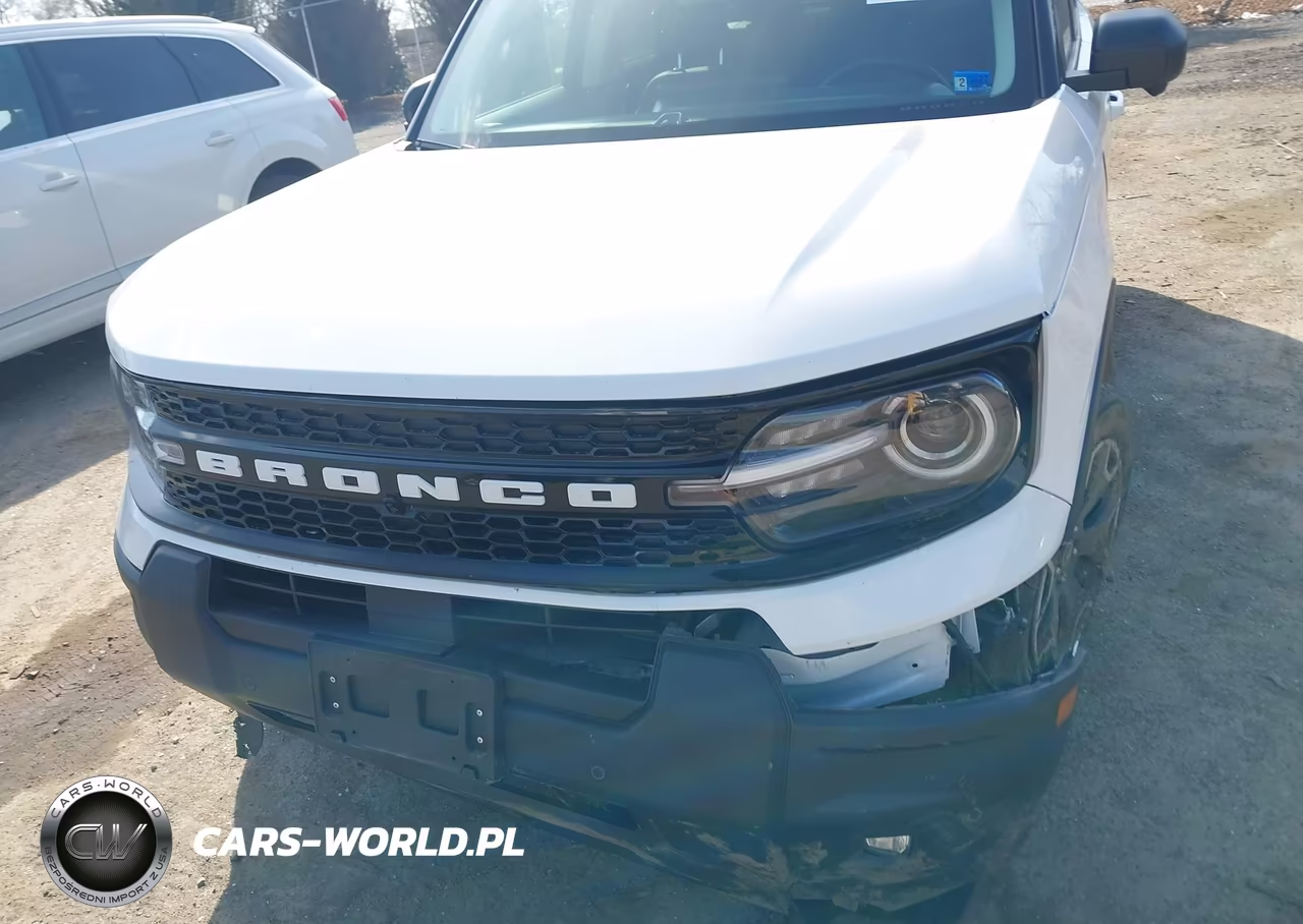 2025 Ford Bronco Sport Outer Banks VIN:3FMCR9CN0SRE02971 - 6