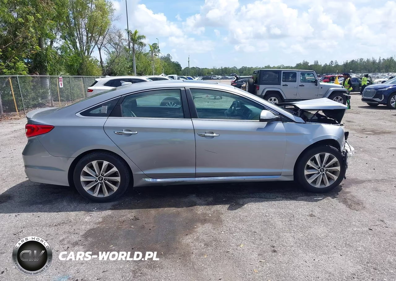2017 Hyundai Sonata Sport VIN:5NPE34AF3HH567681 - 14