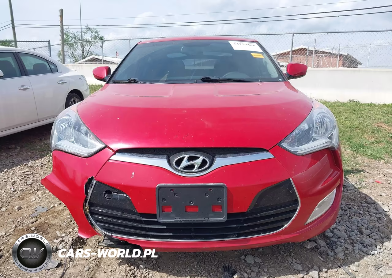 2015 Hyundai Veloster VIN:KMHTC6AD1FU235450 - 12