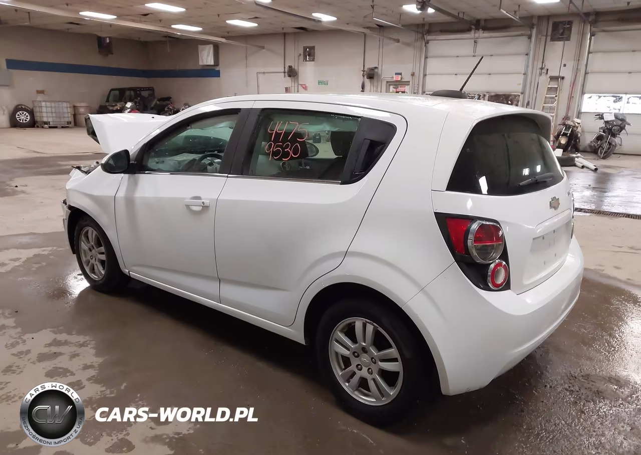 2015 Chevrolet Sonic Lt Auto VIN:1G1JC6SB2F4113875 - 3