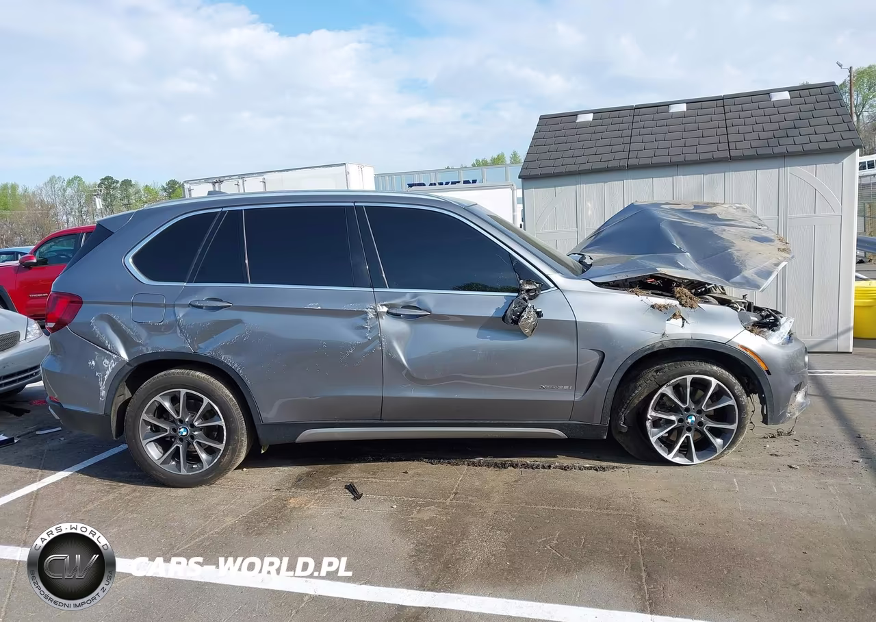 2018 BMW X5 xDrive35I VIN:5UXKR0C54JL073781 - 14