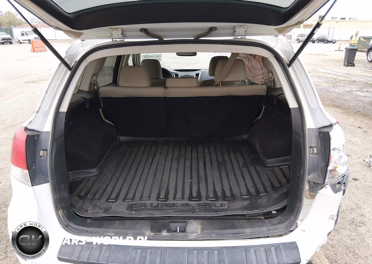2011 Subaru Outback 2.5I Premium VIN:4S4BRBCC2B3357337 - 17