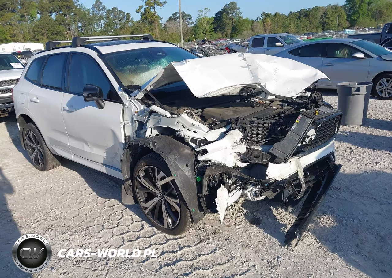 2022 Volvo Xc60 Recharge Plug-In Hybrid T8 R-Design Extended Range