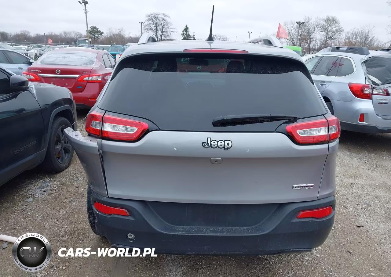 2018 Jeep Cherokee Latitude Plus Fwd VIN:1C4PJLLB0JD531669 - 16