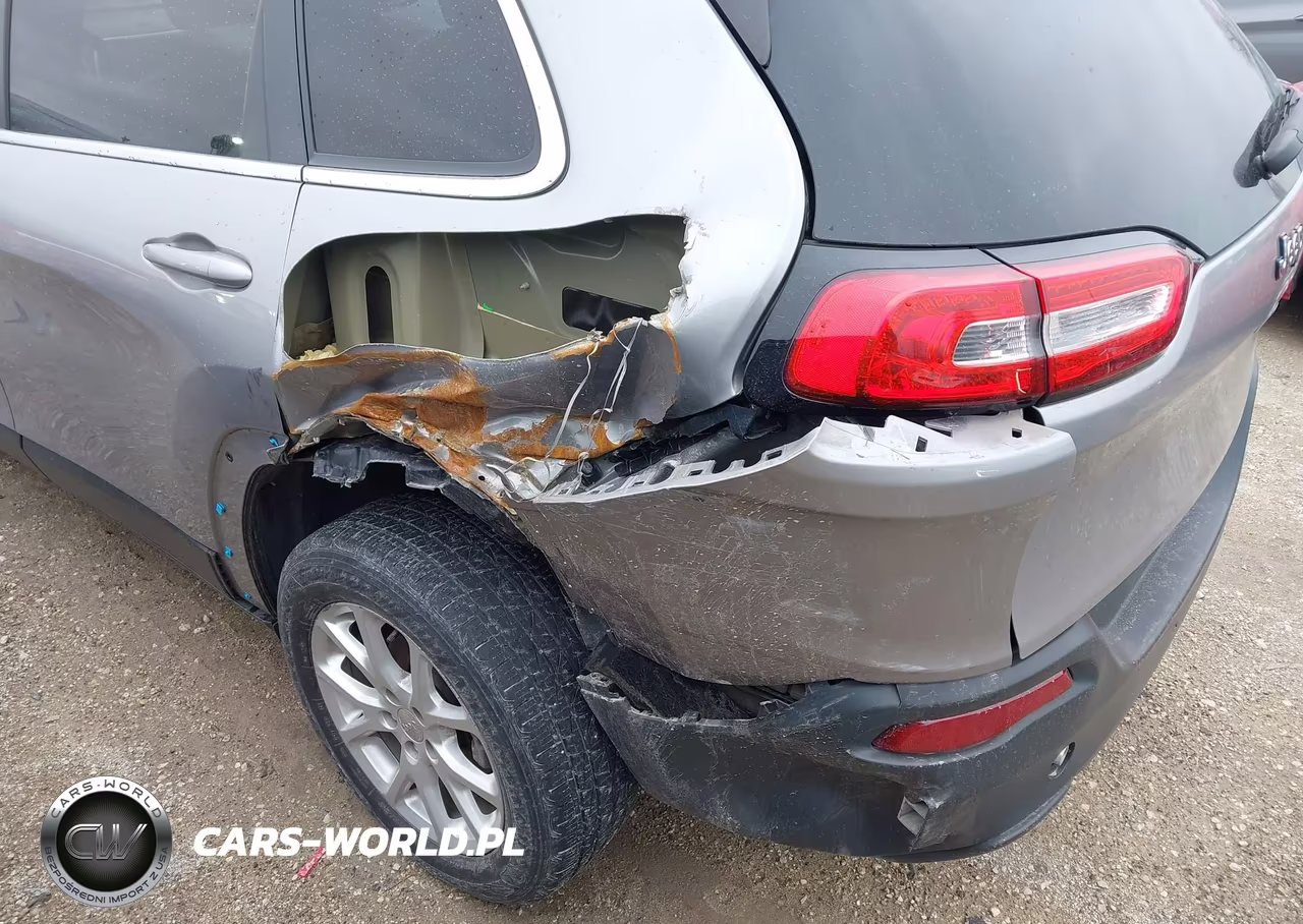 2018 Jeep Cherokee Latitude Plus Fwd VIN:1C4PJLLB0JD531669 - 6
