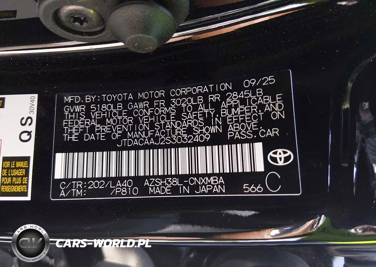 2025 Toyota Crown Signia Xle VIN:JTDACAAJ2S3032409 - 9
