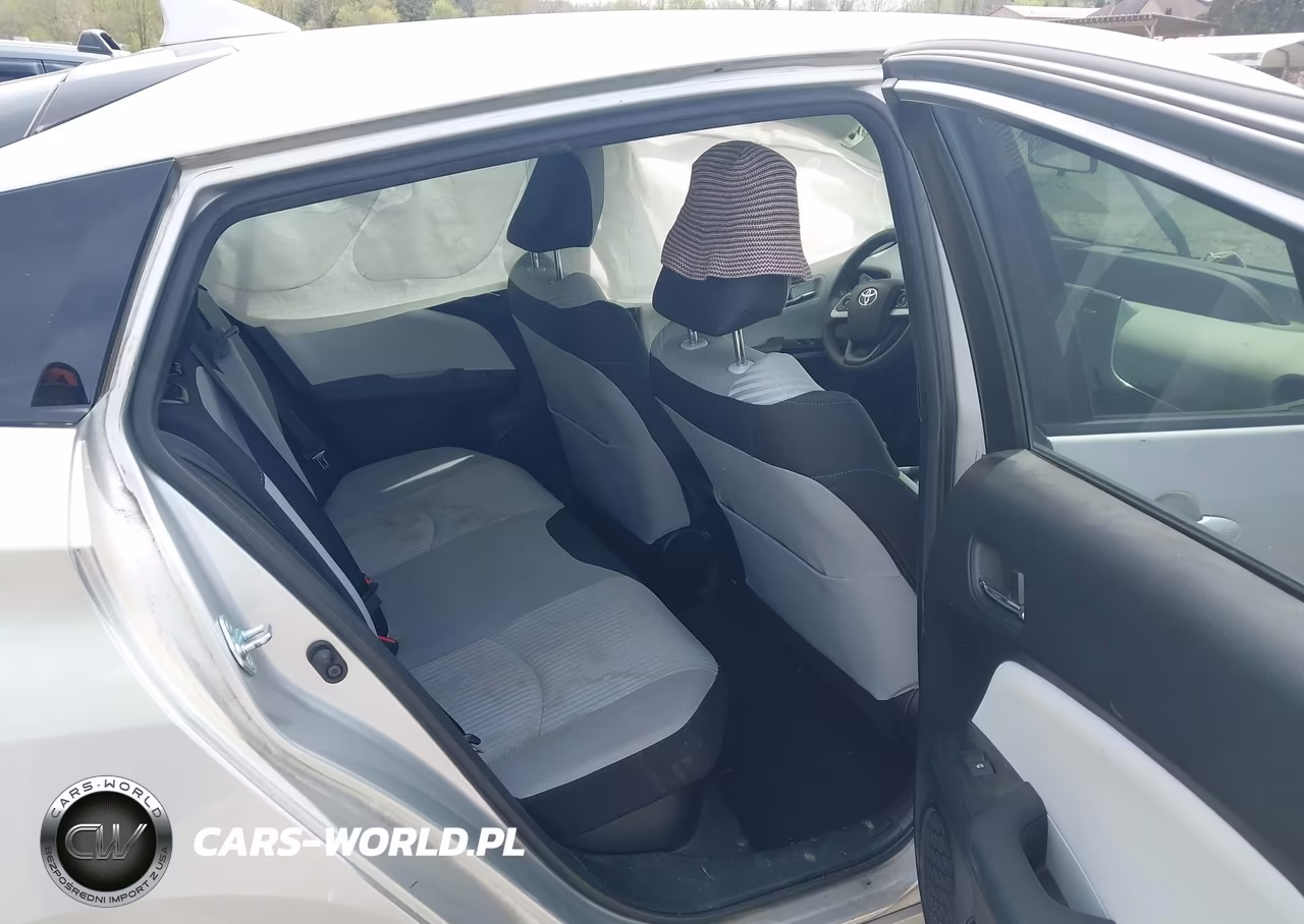 2016 Toyota Prius Two Eco VIN:JTDKARFU6G3003174 - 8