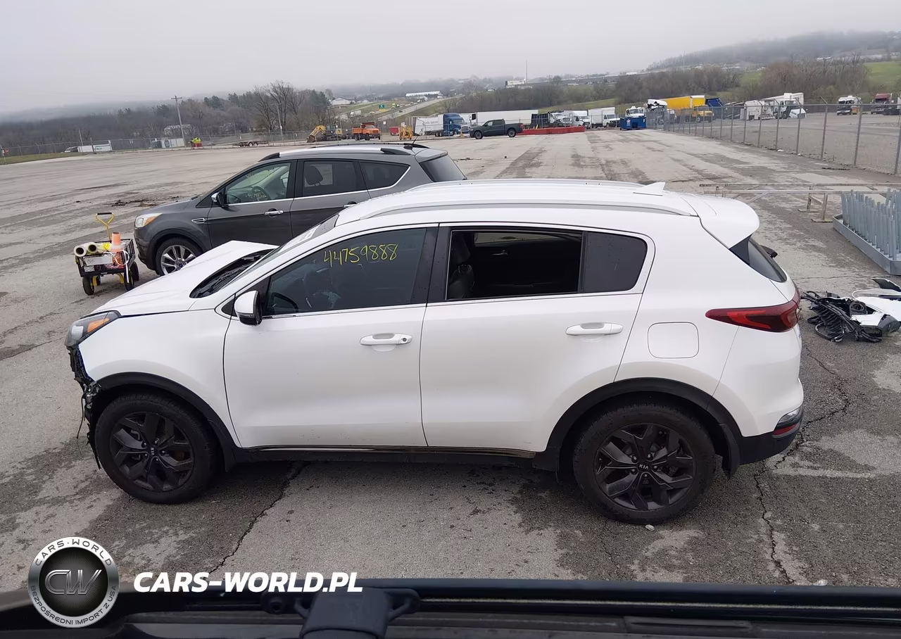 2020 Kia Sportage S VIN:KNDP63AC8L7839235 - 15
