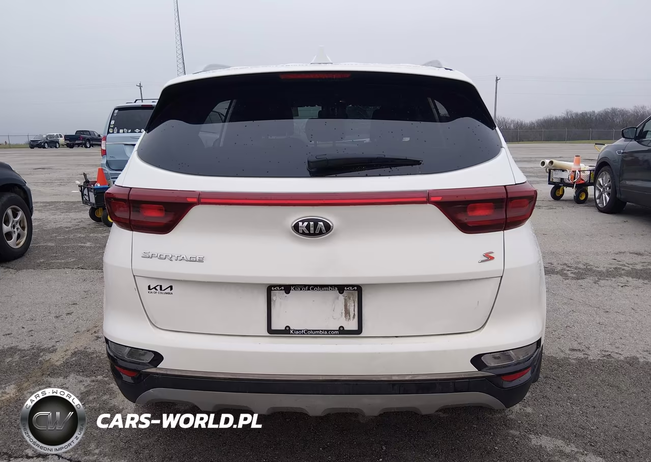 2020 Kia Sportage S VIN:KNDP63AC8L7839235 - 17