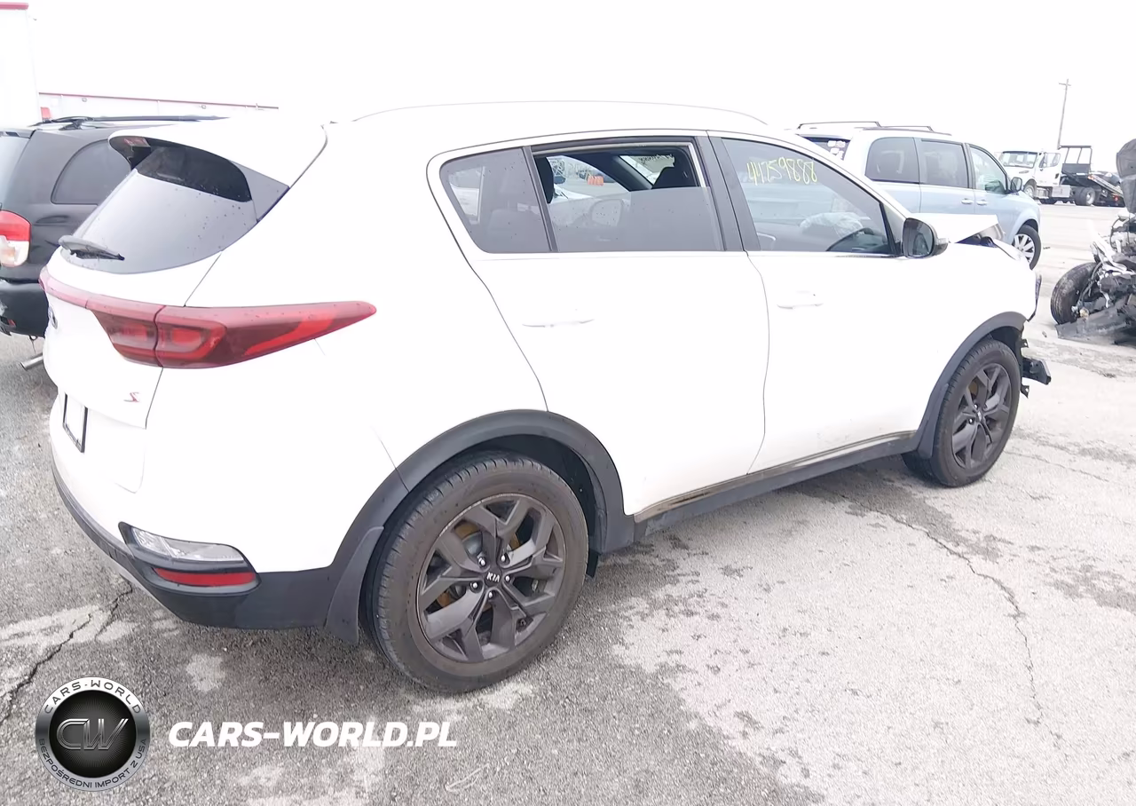 2020 Kia Sportage S VIN:KNDP63AC8L7839235 - 4