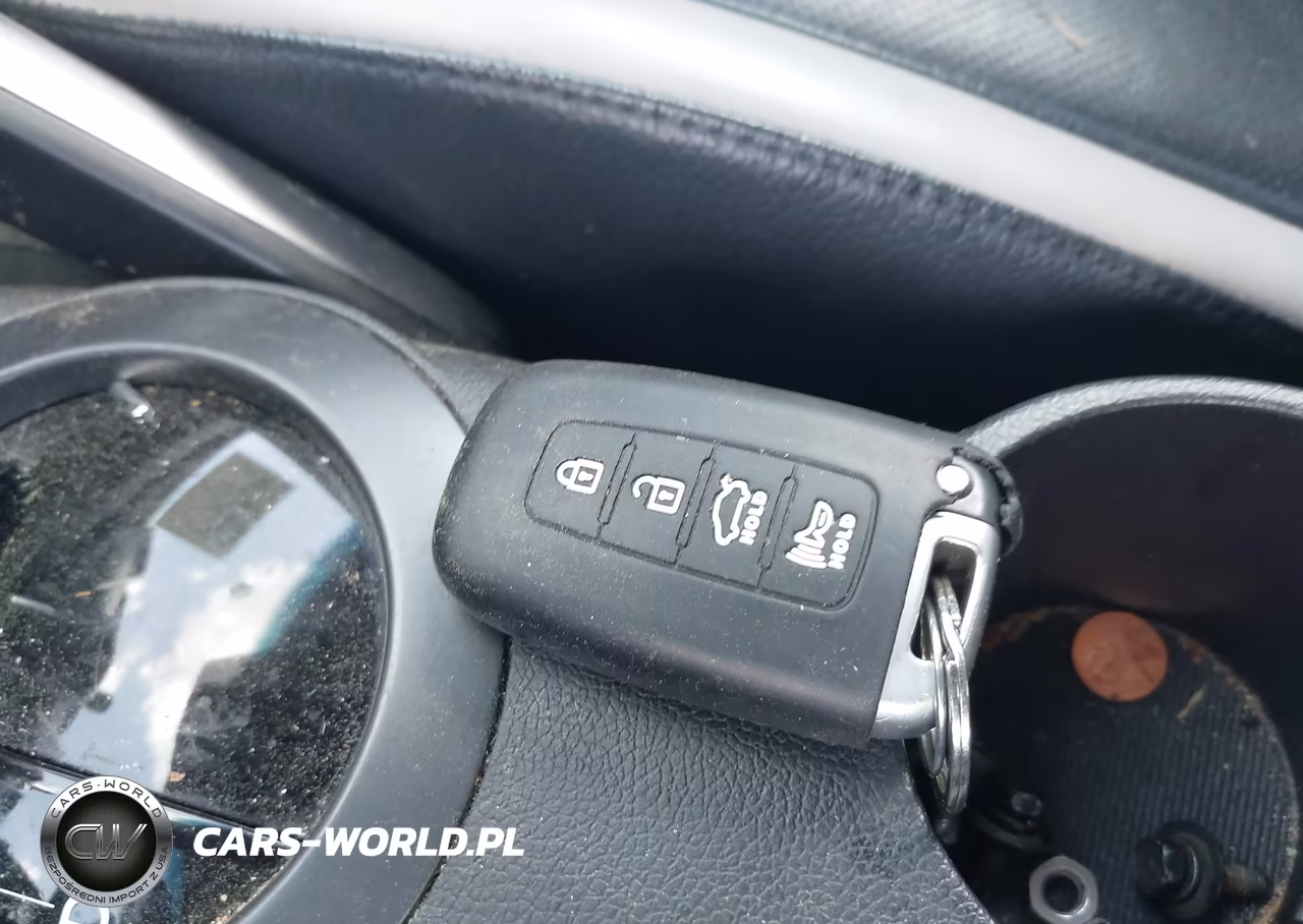 2015 Hyundai Veloster Turbo VIN:KMHTC6AE3FU233160 - 11