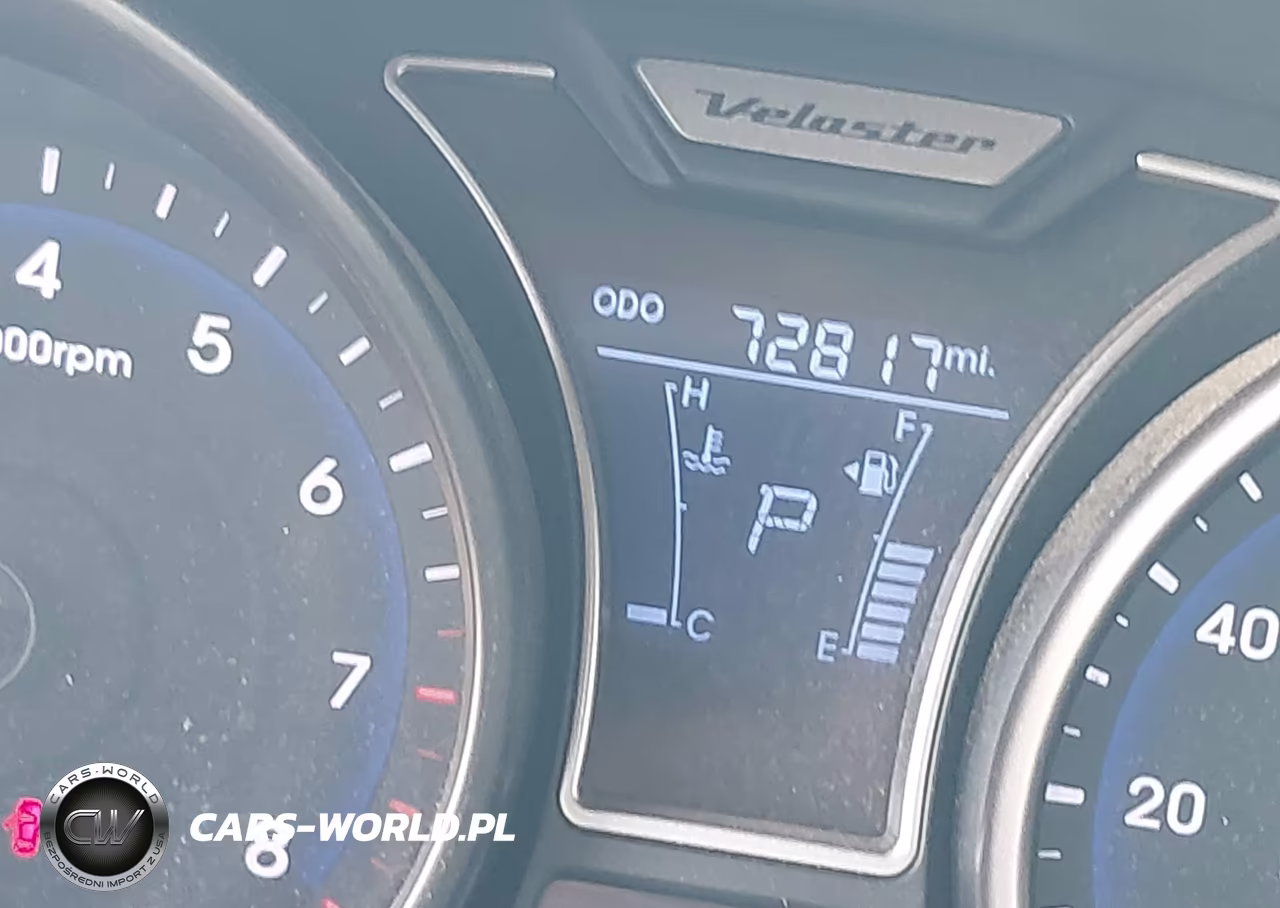 2015 Hyundai Veloster Turbo VIN:KMHTC6AE3FU233160 - 16