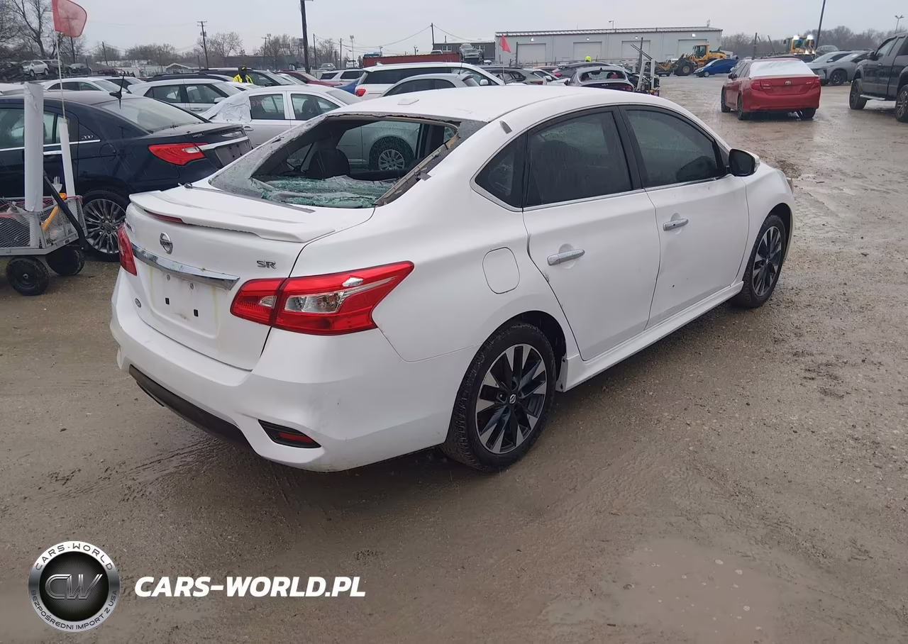 2016 Nissan Sentra Sr VIN:3N1AB7AP9GY256417 - 4