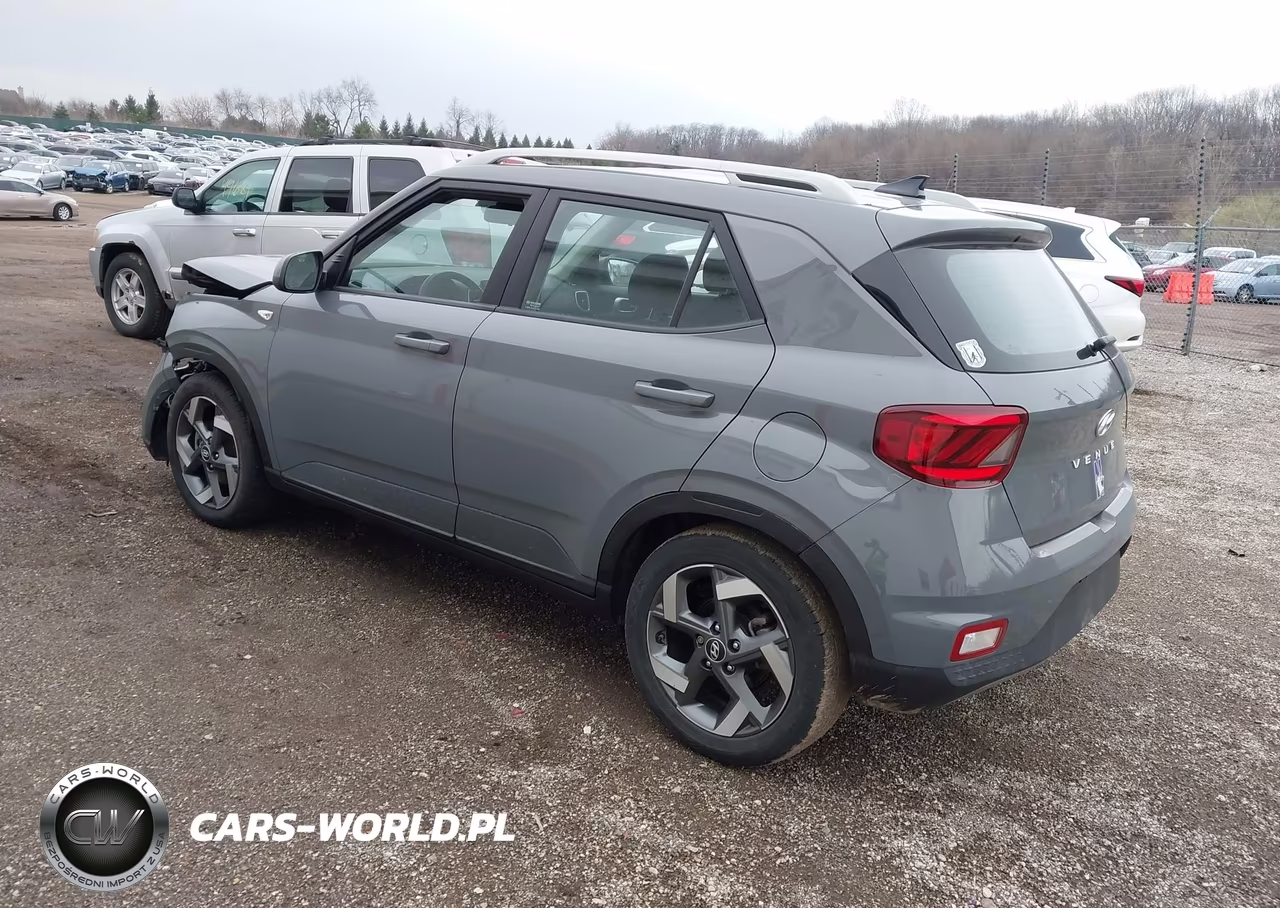 2022 Hyundai Venue Sel VIN:KMHRC8A30NU149039 - 3