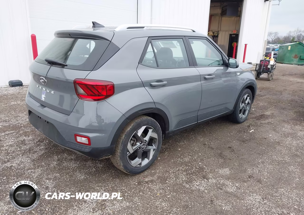 2022 Hyundai Venue Sel VIN:KMHRC8A30NU149039 - 4