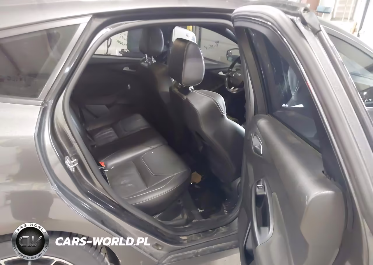 2018 Ford Focus St VIN:1FADP3L94JL282397 - 8
