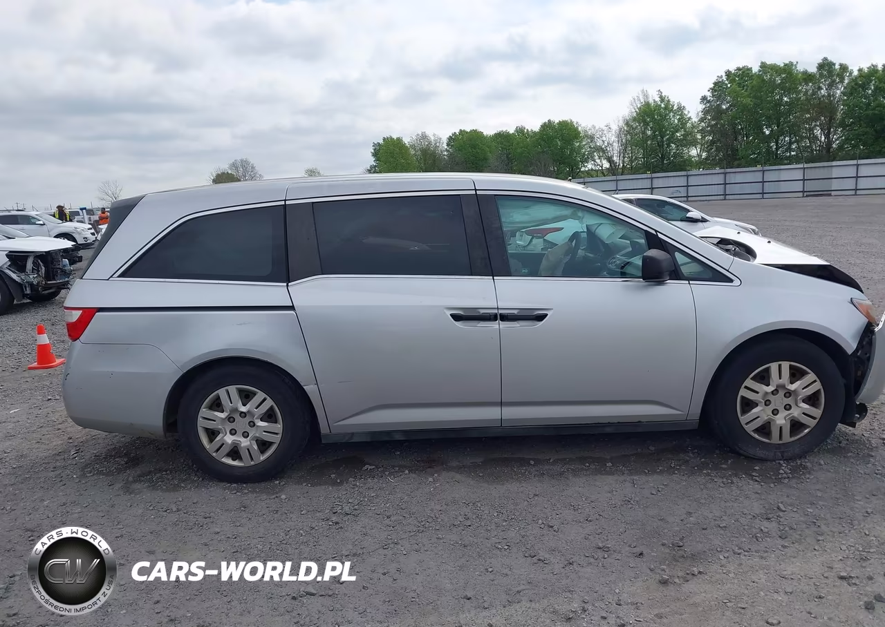 2012 Honda Odyssey Lx VIN:5FNRL5H26CB103401 - 13
