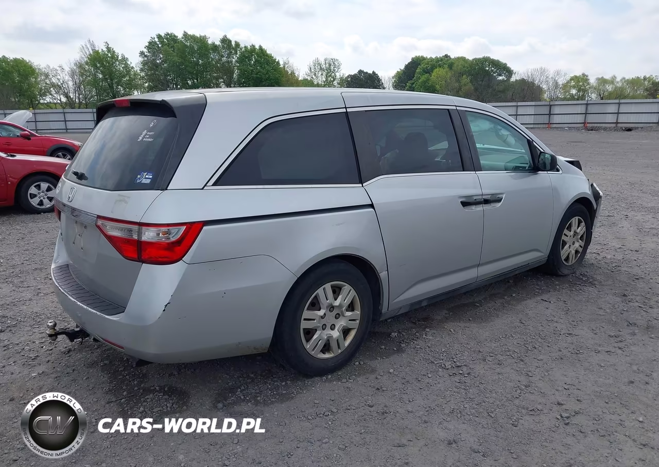 2012 Honda Odyssey Lx VIN:5FNRL5H26CB103401 - 4
