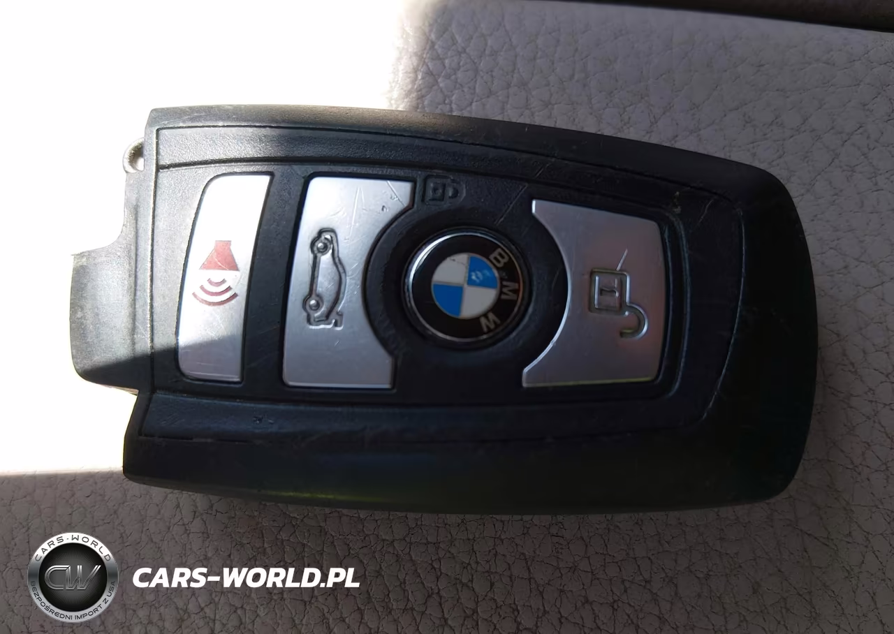 2013 BMW 528I xDrive VIN:WBAXH5C5XDD107435 - 11