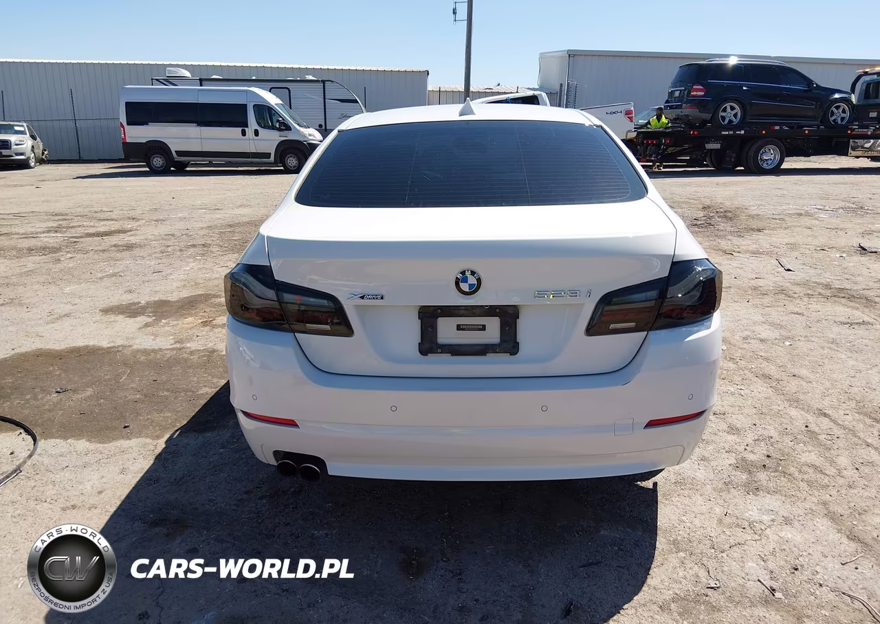 2013 BMW 528I xDrive VIN:WBAXH5C5XDD107435 - 16
