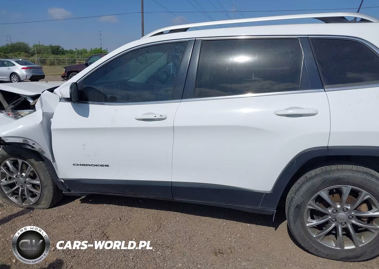 2019 Jeep Cherokee Latitude Plus Fwd VIN:1C4PJLLB0KD204397 - 14