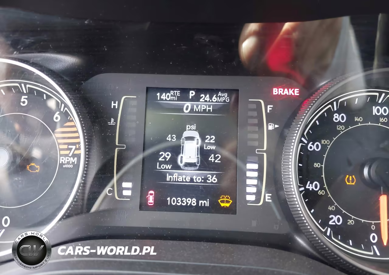2019 Jeep Cherokee Latitude Plus Fwd VIN:1C4PJLLB0KD204397 - 15