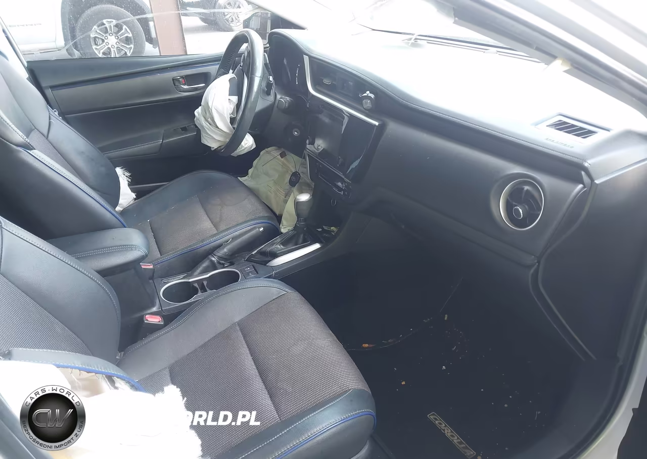 2019 Toyota Corolla Se VIN:2T1BURHE4KC207954 - 5