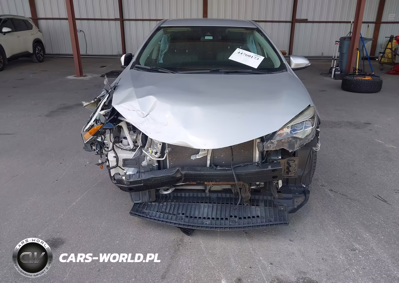 2019 Toyota Corolla Se VIN:2T1BURHE4KC207954 - 6