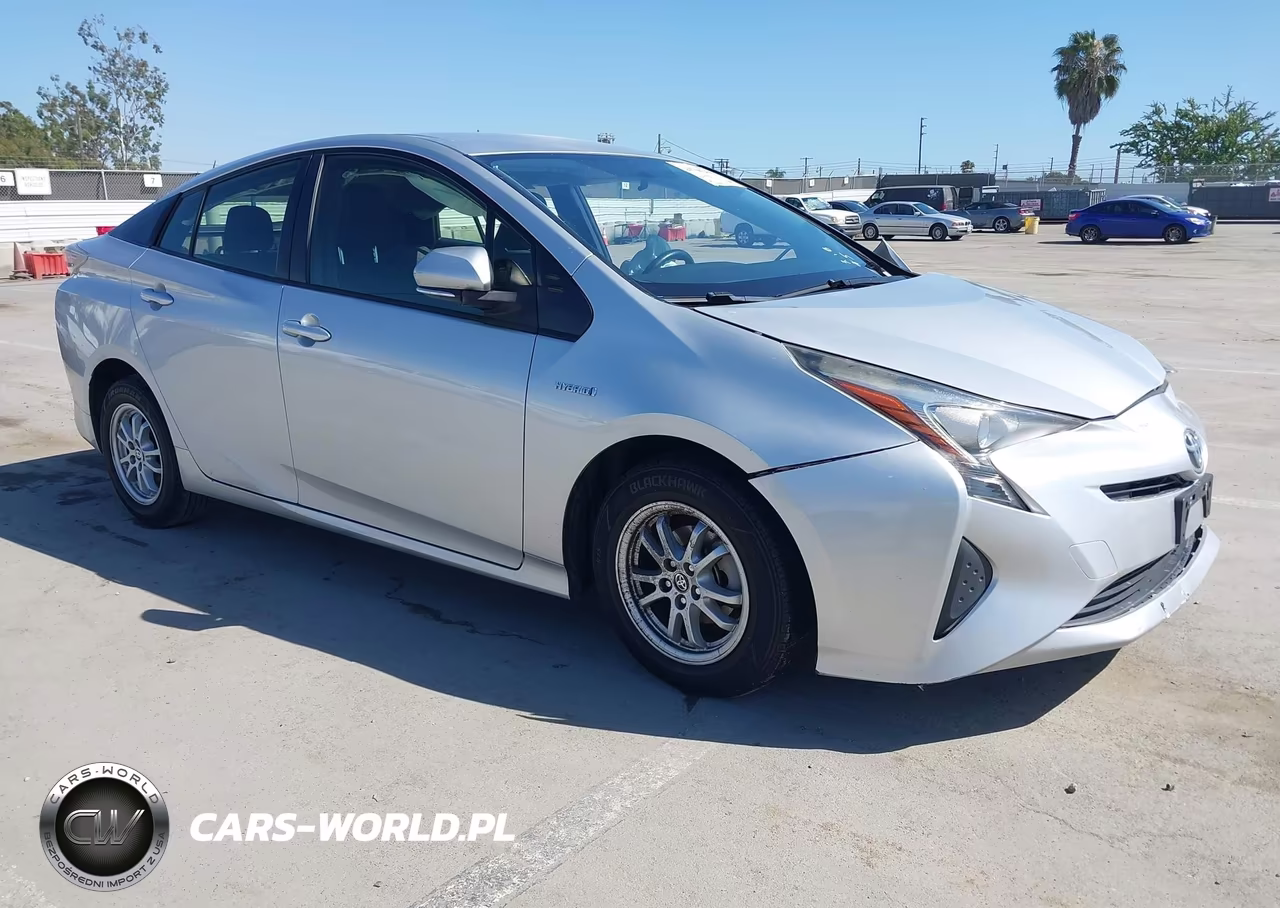 2016 Toyota Prius Two