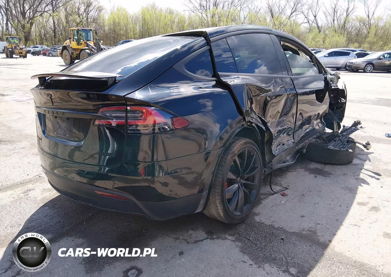 2018 Tesla Model X 100D-75D-P100D VIN:5YJXCBE43JF111335 - 4
