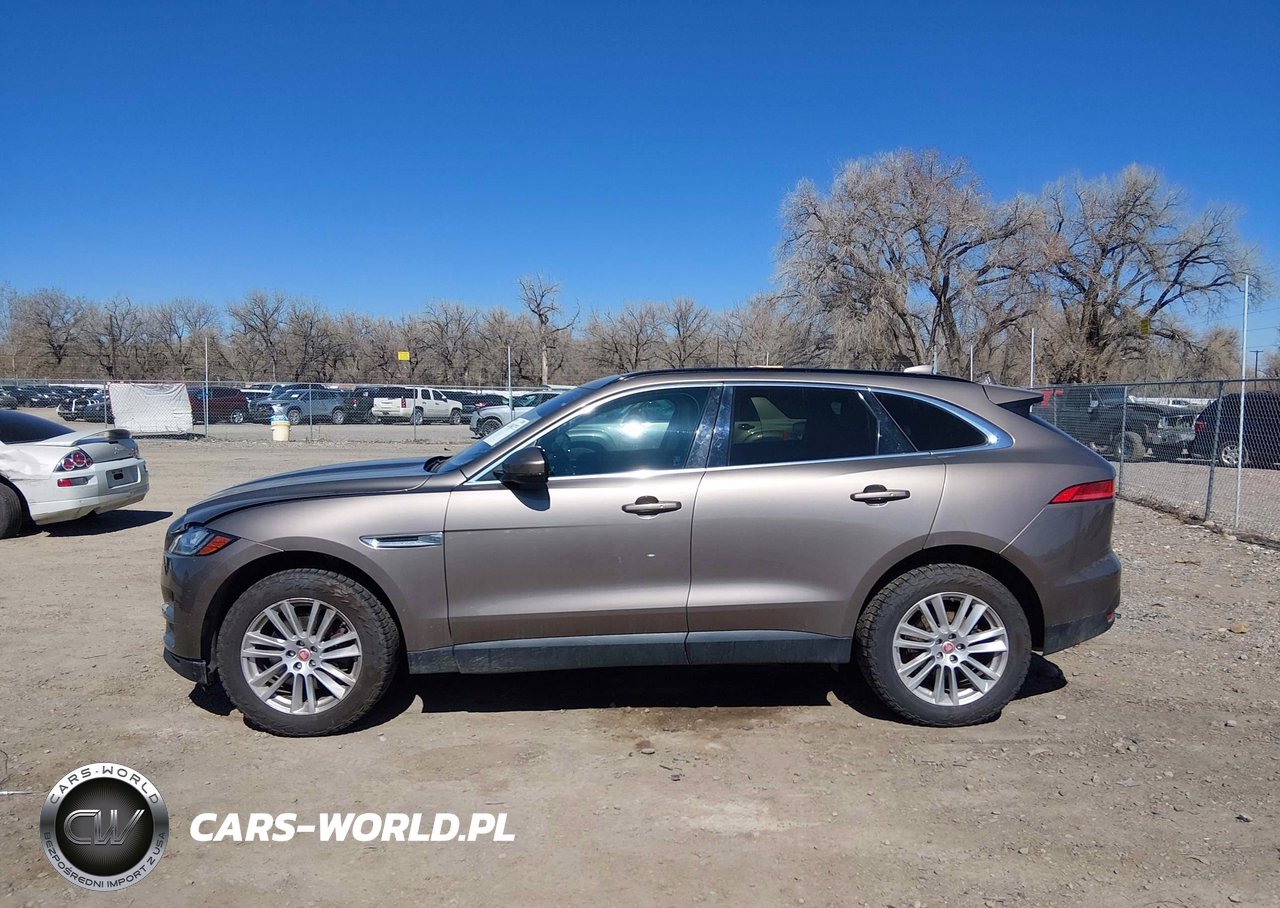 2017 Jaguar F-Pace 35T Prestige VIN:SADCK2BV4HA056884 - 14
