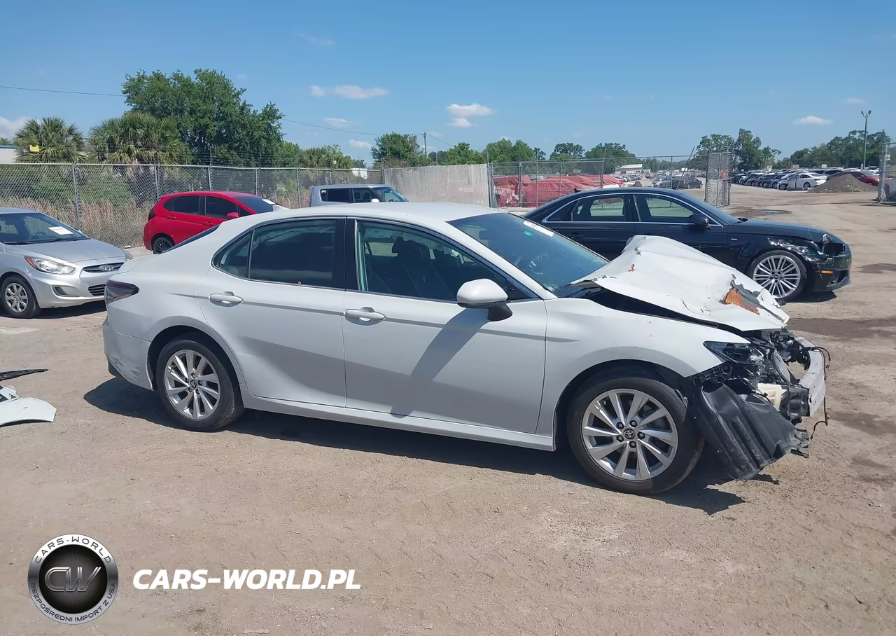 2023 Toyota Camry Le VIN:4T1C11AK2PU092372 - 13