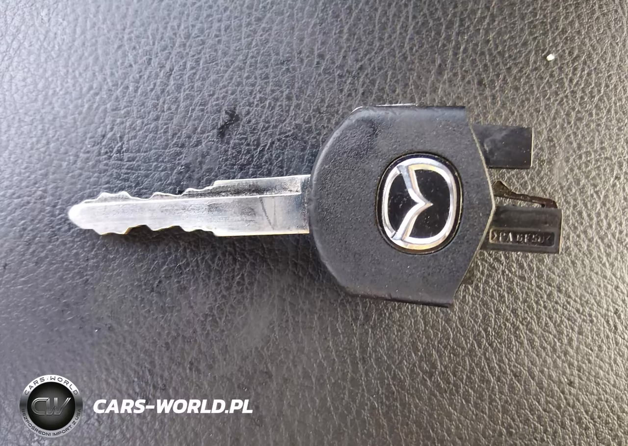 2012 Mazda Mazda3 I Touring VIN:JM1BL1V70C1586824 - 11