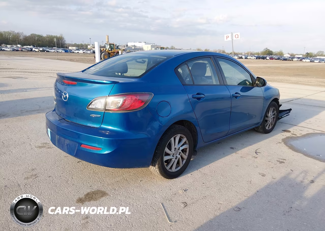 2012 Mazda Mazda3 I Touring VIN:JM1BL1V70C1586824 - 4