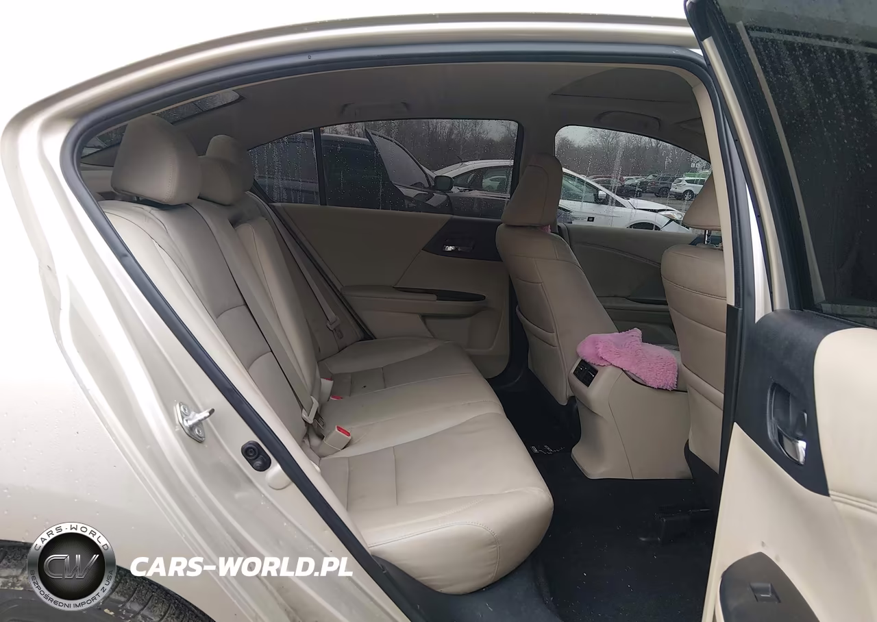 2017 Honda Accord Ex-L VIN:1HGCR2F81HA300410 - 8