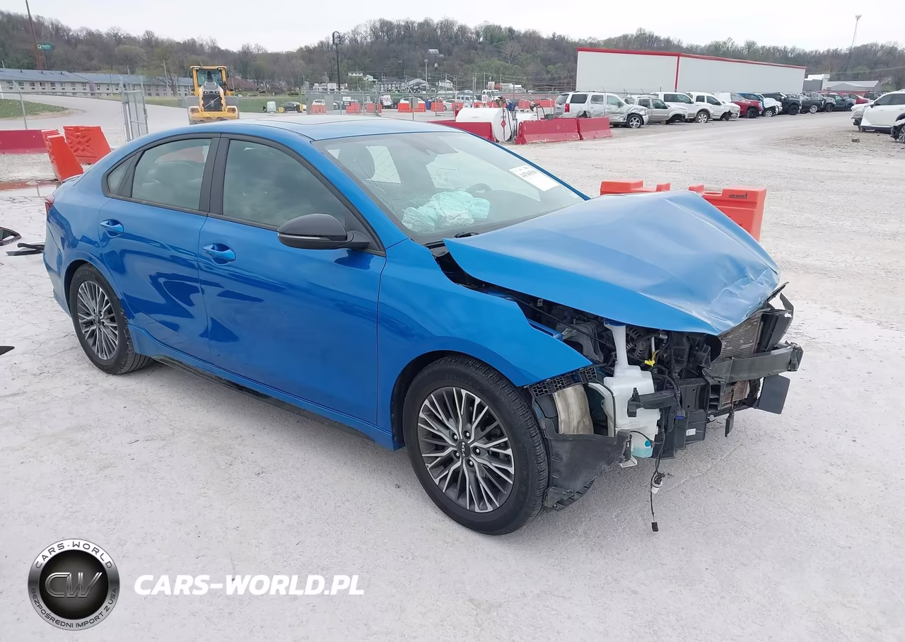 2022 Kia Forte Gt-Line – zdjęcie 1 z 17