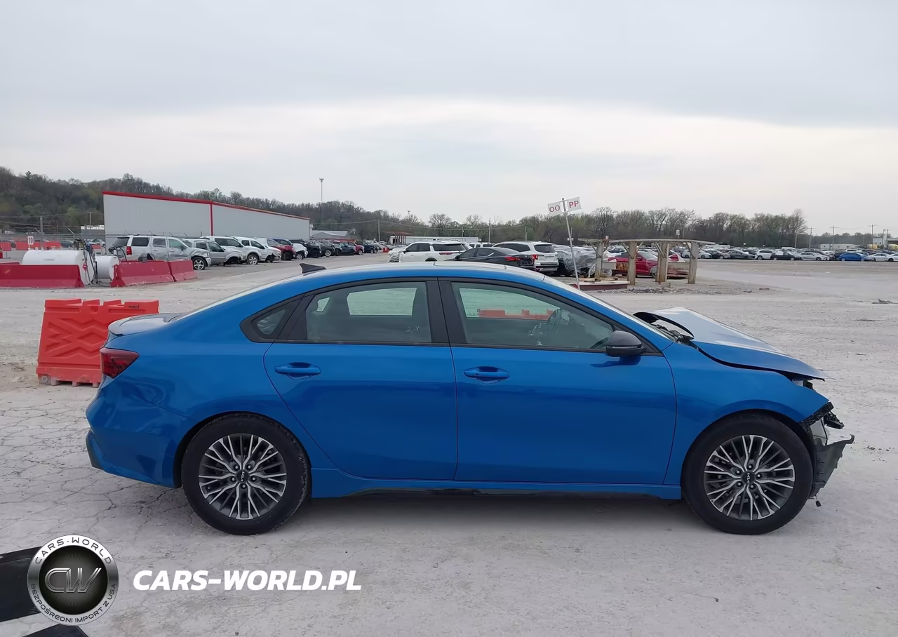 2022 Kia Forte Gt-Line VIN:3KPF54ADXNE491518 - 14