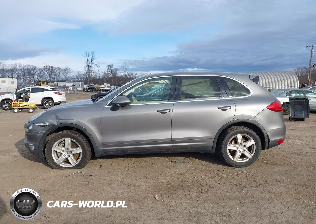 2011 Porsche Cayenne S VIN:WP1AB2A22BLA43636 - 14