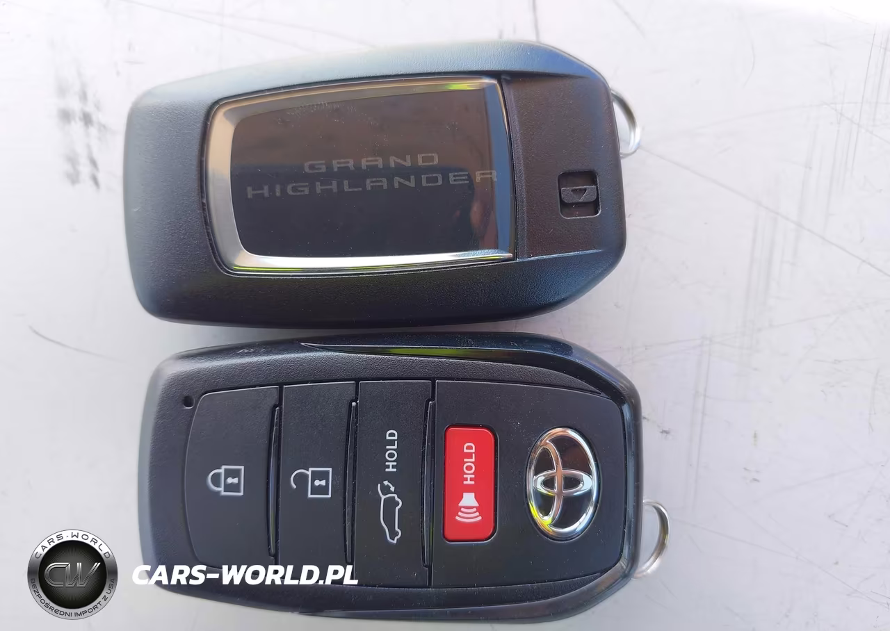 2026 Toyota Grand Highlander Hybrid Xle VIN:5TDACAB54TS087591 - 11