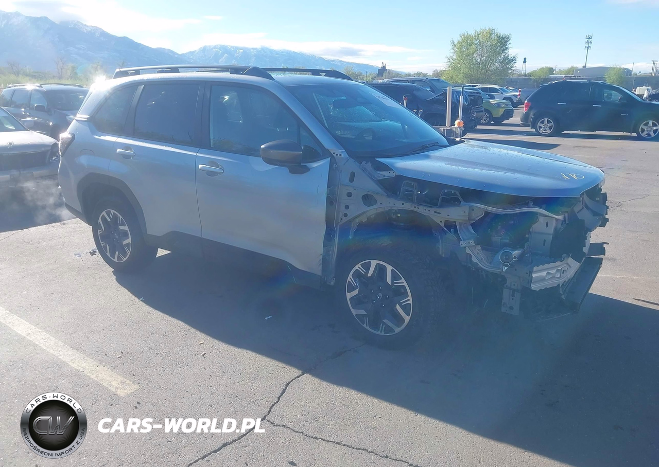 2025 Subaru Forester Premium