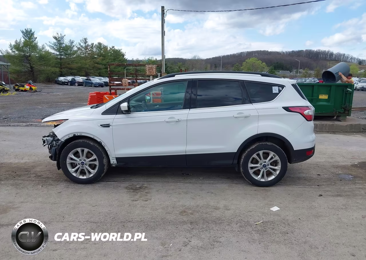 2017 Ford Escape Se VIN:1FMCU9GD8HUD73995 - 14